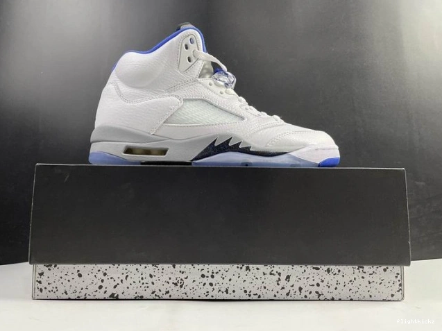 Retro Air Stealth (2021) 5 White Jordan DD0587-140 0722